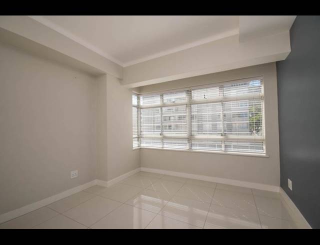 2 BEDROOM PROPERTY TO RENT IN SEA POINT